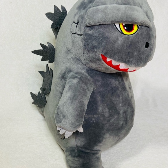 16” Kidrobot Godzilla HugMe Plush - Picture 2 of 8